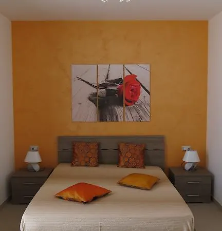 Mare Del Sud Bed & Breakfast